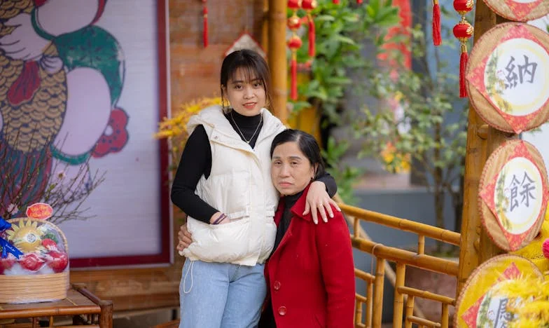 Pięć lat milczenia: Kiedy dług staje się ciężarem między miłościami