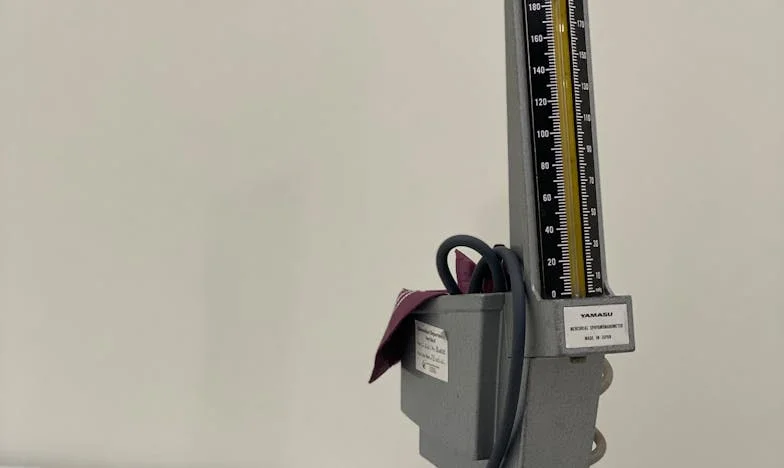 Cisza między nami: Kiedy nie da się powiedzieć prawdy