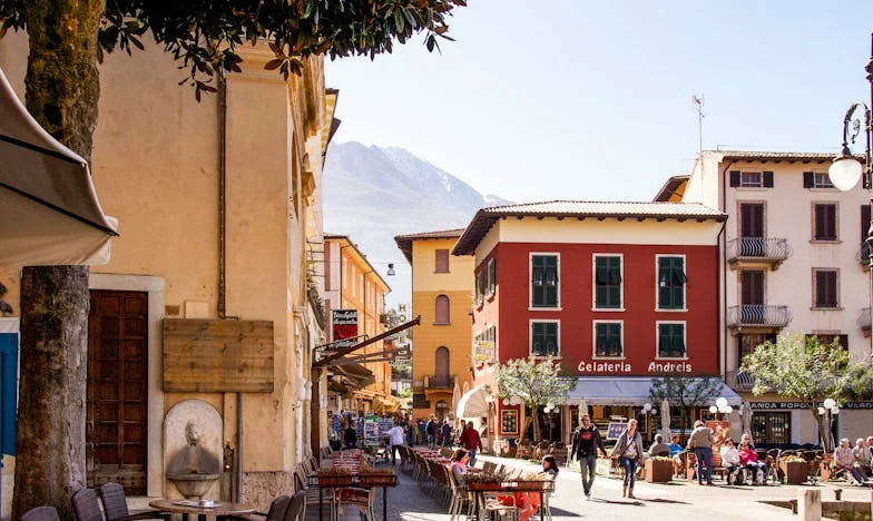 Mama zadzwoniła: „Będziemy mieli gości!” – Tym razem postanowiłam zrobić wszystko inaczej…