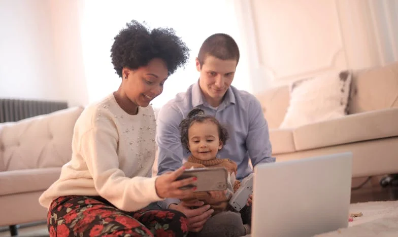 Między dwiema kobietami: Mąż, teściowa i ja – Małżeństwo na krawędzi