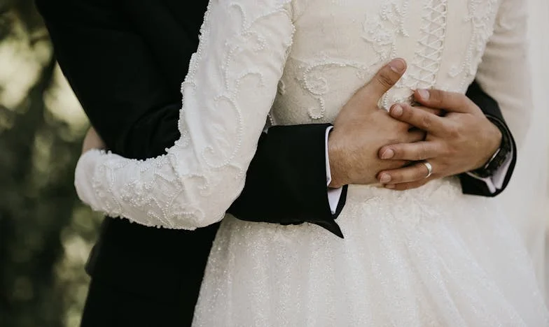 Wszyscy dostali miliony… tylko my zostaliśmy z długami. Historia o rodzinnych tajemnicach, pieniądzach i zdradzie