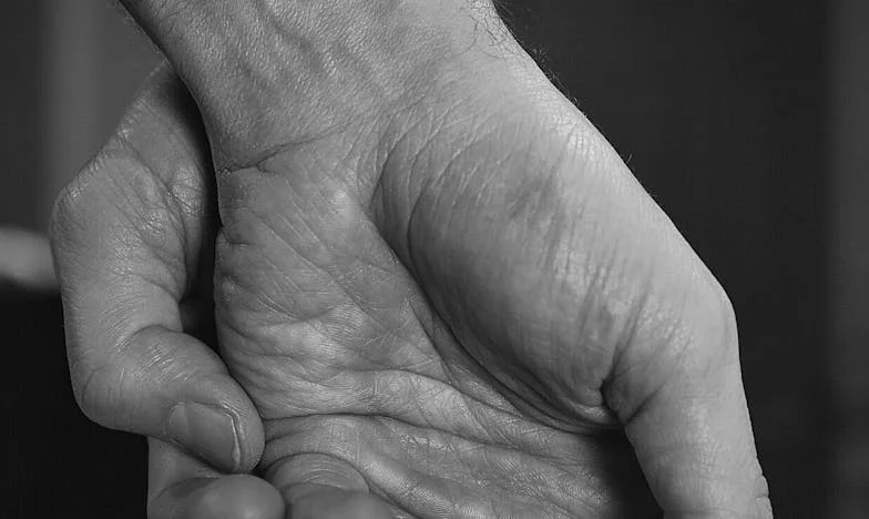 Nigdy nie wyszłam za mąż: Gdy planowaliśmy ślub, mój narzeczony i jego matka potajemnie sprzedawali mieszkanie