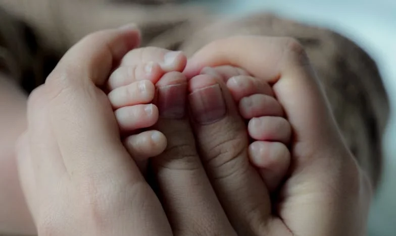 Pomoc! Mój brat chce pieniędzy na ślub i niszczy naszą rodzinę