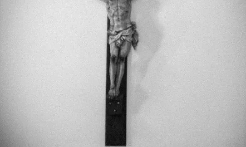 Siła modlitwy w cieniu rodzinnego kryzysu: Moja walka o babcię