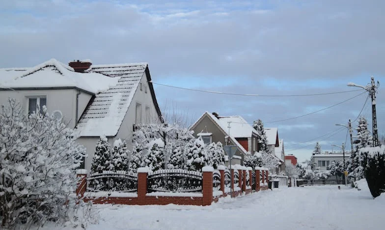 Zagubiona w cieniu miłości: jak przestałam być Magdą