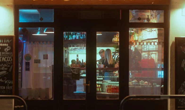 Zostawiona: Mój sekret, mój syn i ja – Historia Anny Kowalskiej z Mazur