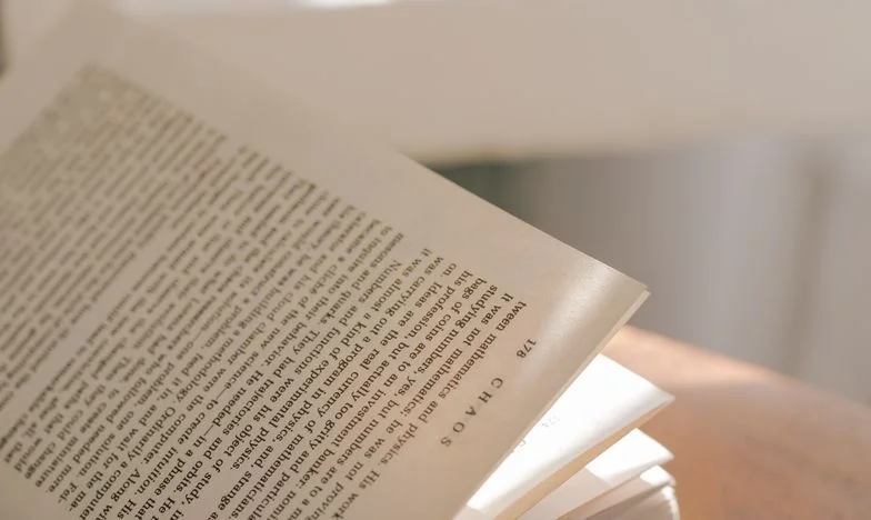 Dzień, w którym znalazłam jej imię w jego telefonie. Żona po 35 latach małżeństwa zmienia swoje życie