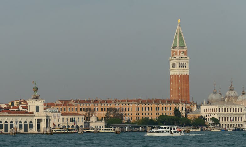 De Dag Dat Alles Veranderde: Een Familiefeest Vol Stil Verdriet
