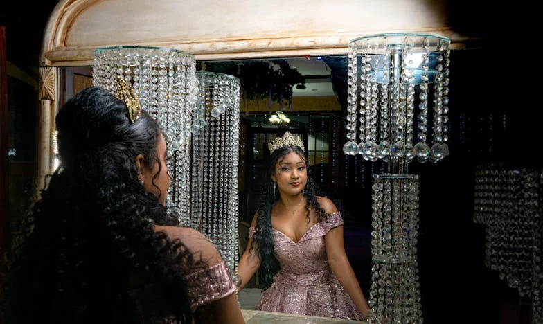 Onder het Gewicht van Vergeten Woorden: Het Verhaal van Marieke van Dijk