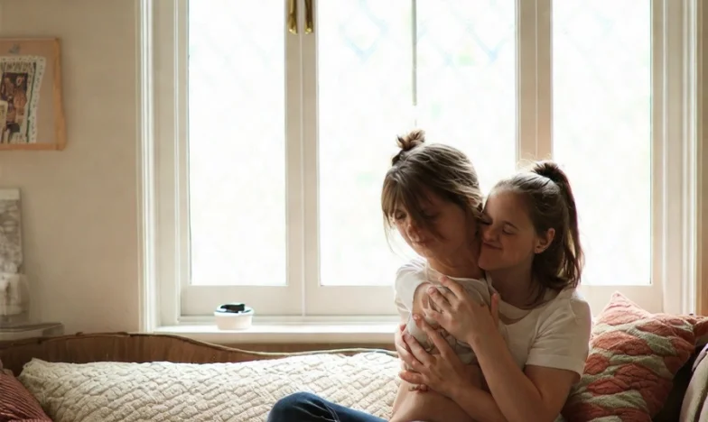 Te jong, te snel: Mijn leven als tienerouder in Nederland