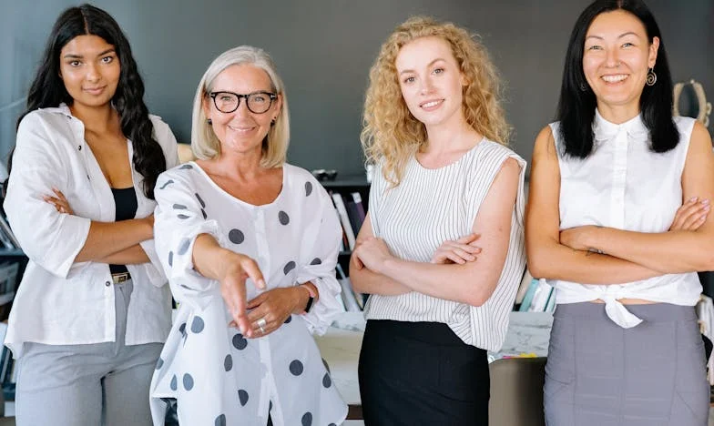 Tussen Stilte en Storm: Mijn Leven met Schoonmoeder Anneke