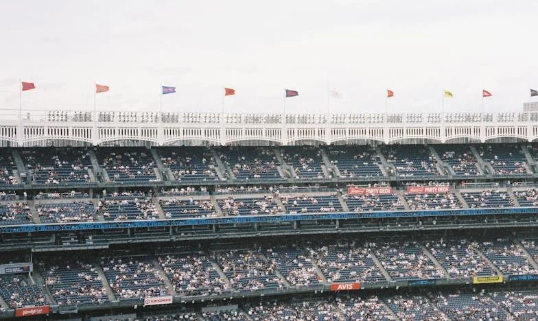 Tussen Mijn Man en Zijn Moeder: De Prijs van Onzichtbare Loyaliteit
