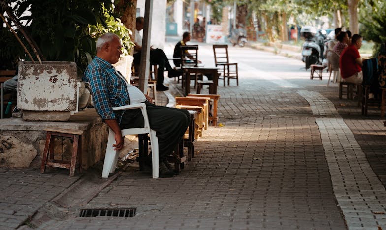 De dag dat mijn dochter mij de deur wees: een moederhart in stukken