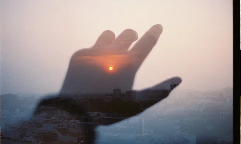 De waarheid achter de sluier: een familiegeheim uit Amsterdam