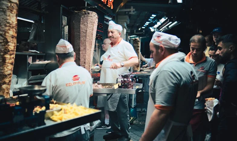Het Onzichtbare Gewicht van Thuis: Mijn Leven bij Mijn Ouders op Mijn Dertigste