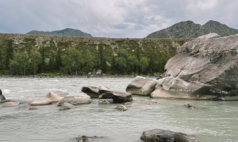 ‘Je bent niet klaar voor een kind, geef het maar af!’ – Het verhaal dat mijn familie verscheurde