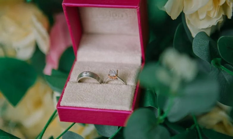 Papa vond geluk bij een ander, terwijl mama vocht tegen haar verdriet: Was het echt papa’s schuld?