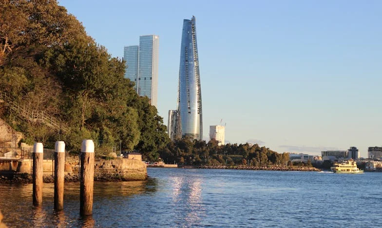 Bloemen op mijn jurk, tranen op mijn wangen: Mijn avond vol schaamte en kracht