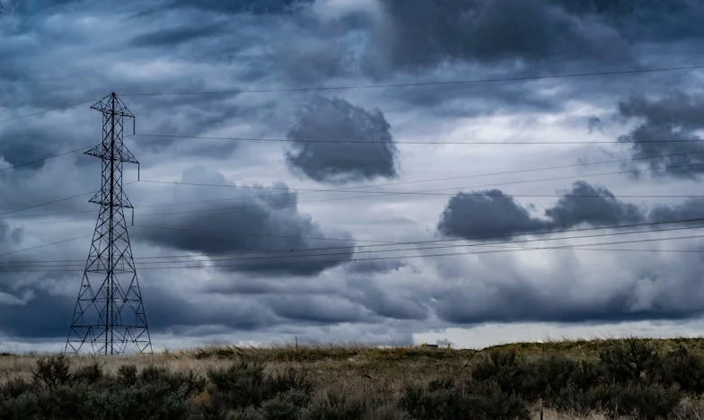 Bloemen voor haar, stilte voor mij: Het verhaal van een huwelijk op losse schroeven