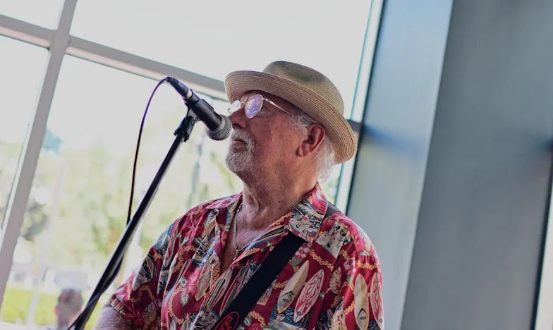 De Onverwachte Gast: Een Bruiloft Vol Geheimen en Gebroken Beloftes