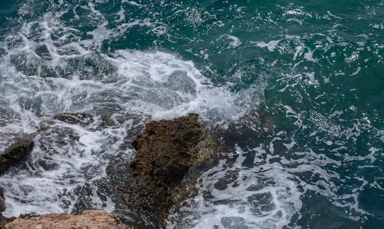 De Onzichtbare Scheur: Wat Eén Moeder Leerde na Vier Kinderen
