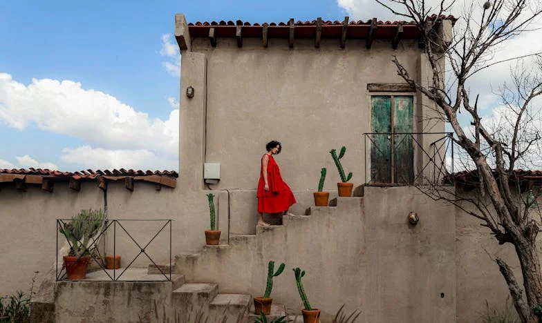 “Ik ben niet langer jouw dienstmeisje, mevrouw Van Dijk!” – Een verhaal over grenzen, familie en eenzaamheid