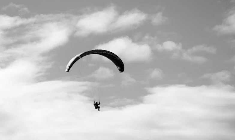 Ik zweeg tegenover mijn schoonmoeder – en dat redde mijn huwelijk