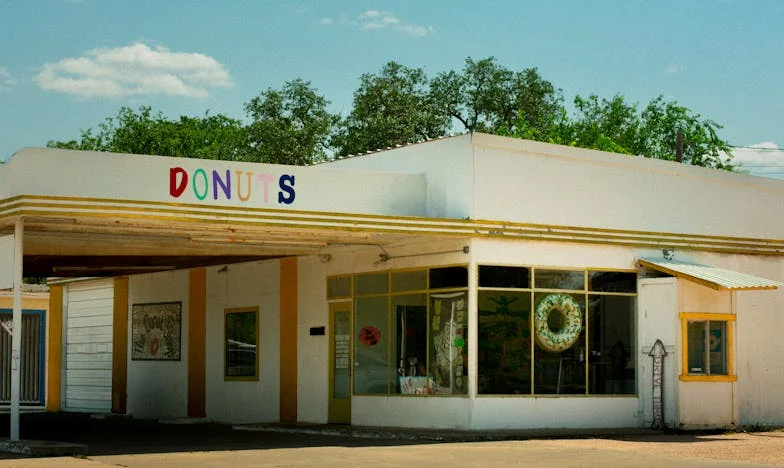 “Jouw ouders doen nooit zoveel als de mijne” – De waarheid die mijn gezin verscheurt