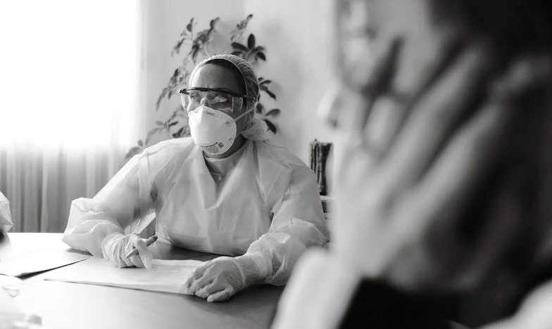 Waarom zij en niet ik? Een verhaal over onrecht in de familie Van Dijk