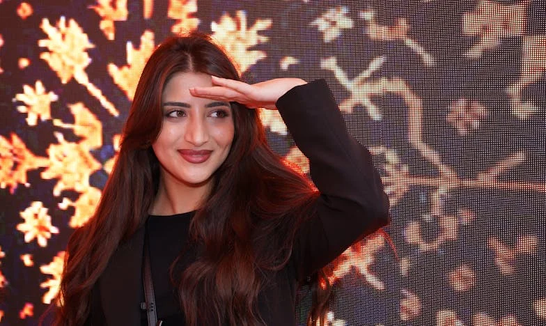 Tussen Mijn Muren: Een Moeder, Een Zoon, en Een Onzichtbare Scheidslijn