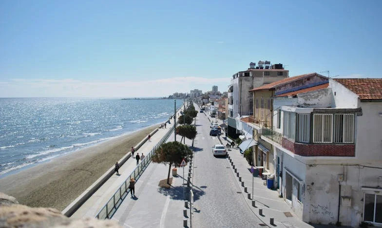 Vertrouwen Gebroken: Een Moeder, Een Zoon en de Schaduw van Wantrouwen