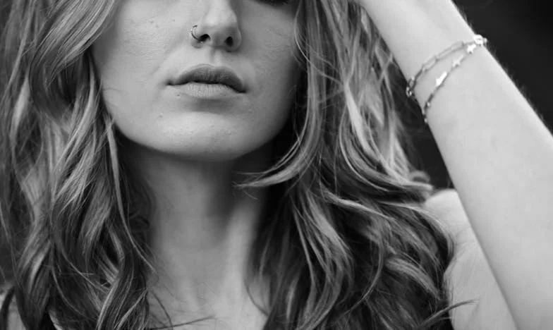 Mijn schoonmoeder komt mijn huis niet meer binnen – Een verhaal over grenzen, familie en moed