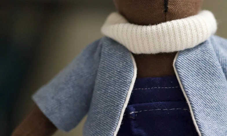 Mijn volwassen zoon vraagt steeds om geld. Heb ik gefaald als moeder? Een verhaal over liefde, teleurstelling en moeilijke keuzes.