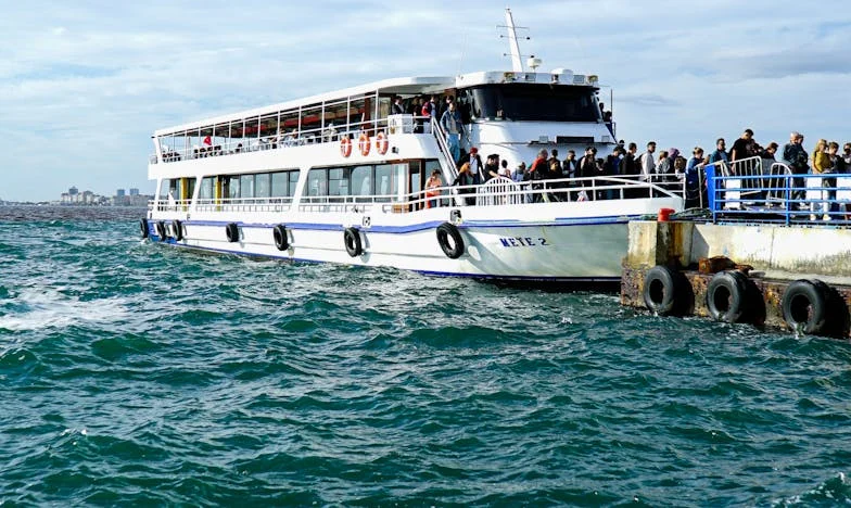 Overhaast geen huwelijk, Marieke! – De vlucht van een bruid uit een verstikkende schoonfamilie