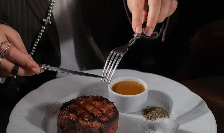 Wanneer je schoonmoeder jouw leven bepaalt: Een verhaal over grenzen, verwachtingen en het gevecht om rust