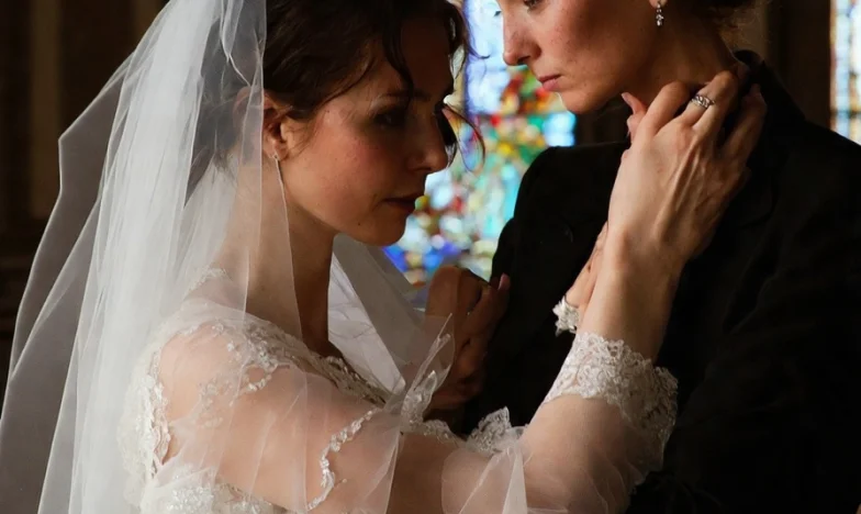 Mijn Man Dacht Dat Ik Nooit Zou Ontdekken Dat Hij De Helft Van Zijn Salaris Naar Zijn Moeder Stuurde