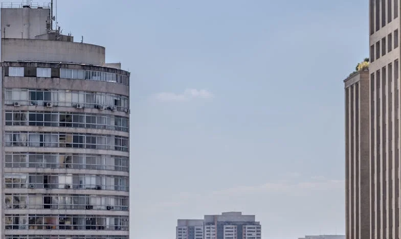 Twintig jaar stilte – Het verhaal van een burenruzie