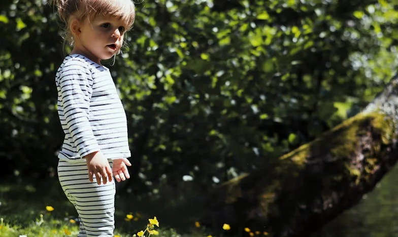 “Je bent niets meer dan een huishoudster” – Hoe één zin mijn leven brak en ik mezelf opnieuw vond