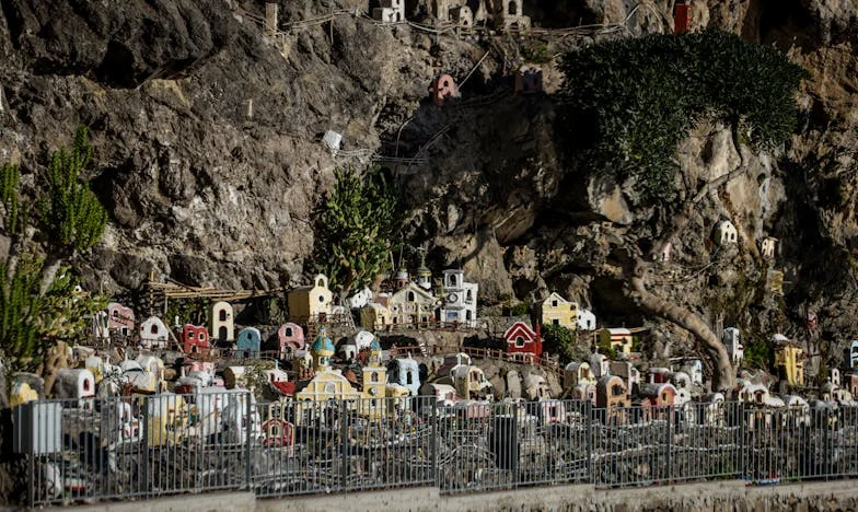 “Mam, ik kom niet met Kerst…” – Een verhaal over eenzaamheid, hoop en familiebreuken in Nederland