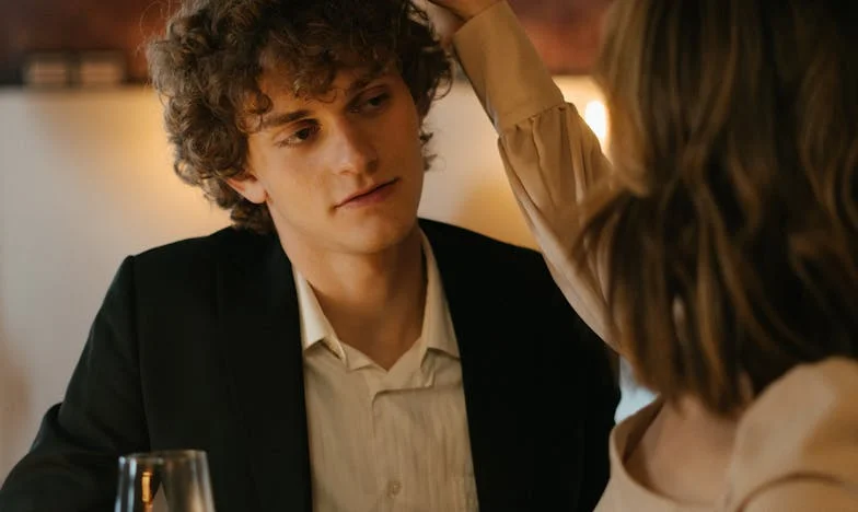 Onder de Schaduw van de Oude Eik