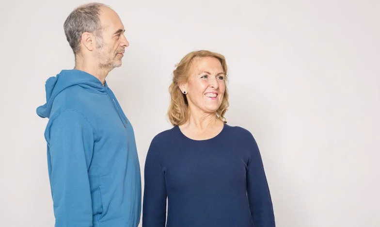 Onder Moeders Ogen: Hoe Ik Mijn Eigen Leven Terug Probeerde Te Vinden