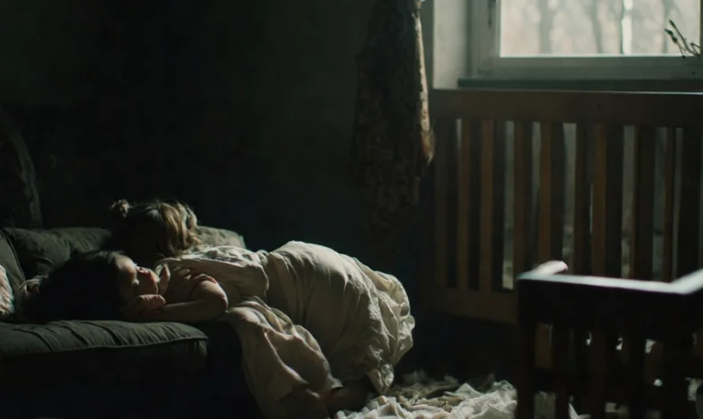 Terugkeer naar een leeg huis: Ben ik echt alleen in dit moederschap?