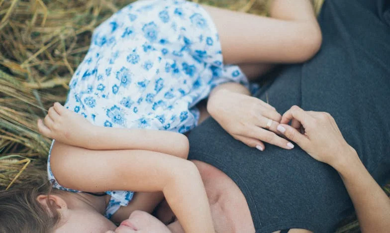 Testament op de Verjaardag: Wanneer Familiegeluk Omslaat in Wantrouwen