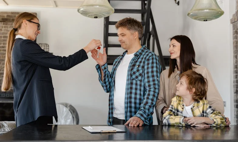 'Waarom mag ik niet meer thuis zijn?' – Het verhaal van mijn oma en de strijd om waardigheid