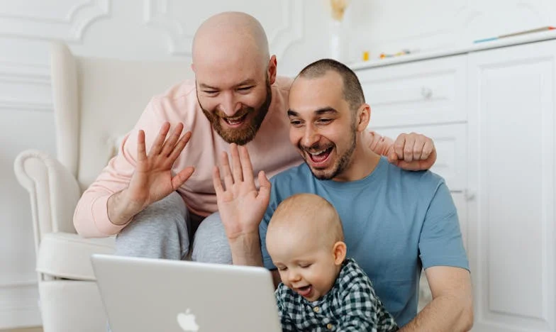 Acht jaar later: Terugkeer boven de Maas