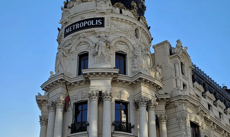 Toen de sneeuw viel en de maskers vielen: Een kerstavond die alles veranderde