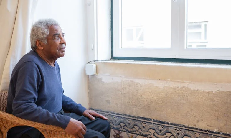 ‘Dit is het appartement van mijn zoon, en jij bent hier niemand’ – Het verhaal dat mijn leven op z’n kop zette