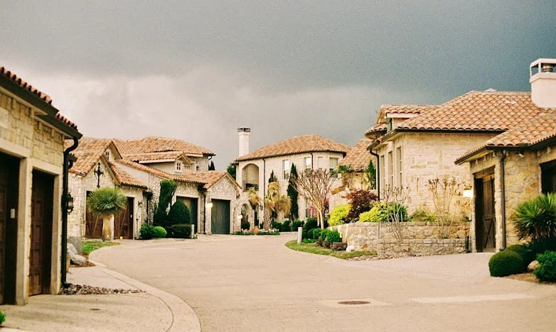 Gebroken Vertrouwen: Mijn Leven na Ontrouw en Diefstal binnen de Familie