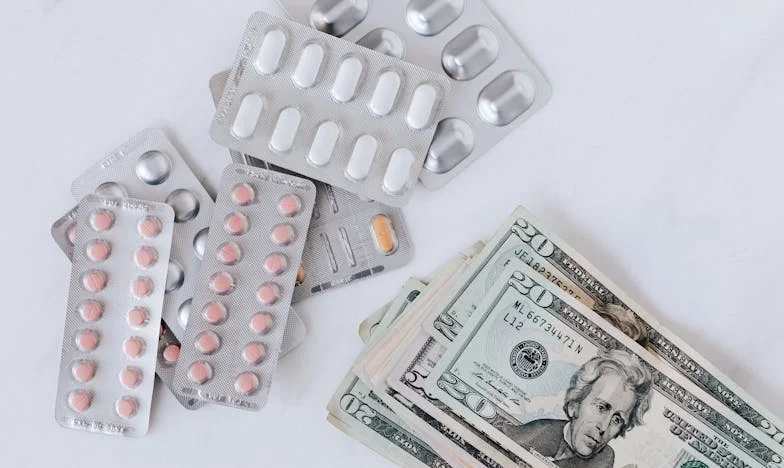 Hij liet me achter voor een rijke erfgename uit de stad – omdat ik van het platteland kwam!