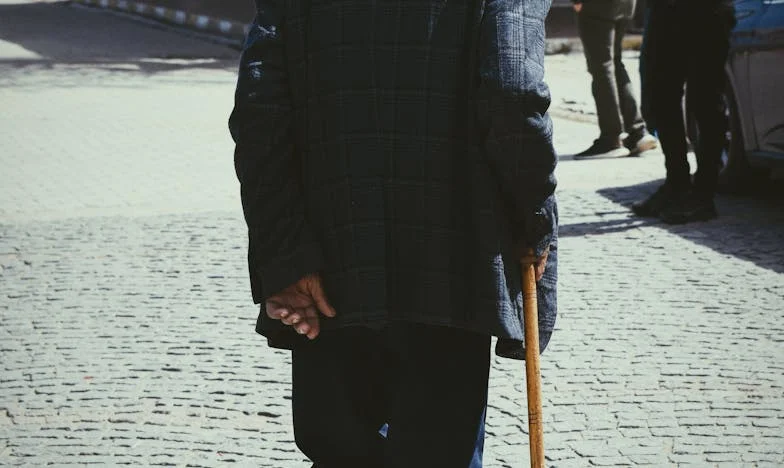 Hoe mijn zoon en zijn gezin mij bijna uit mijn eigen huis verdreven